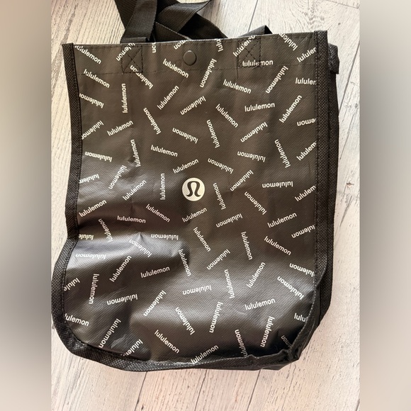 Lululemon reusable bag set - Picture 6 of 8